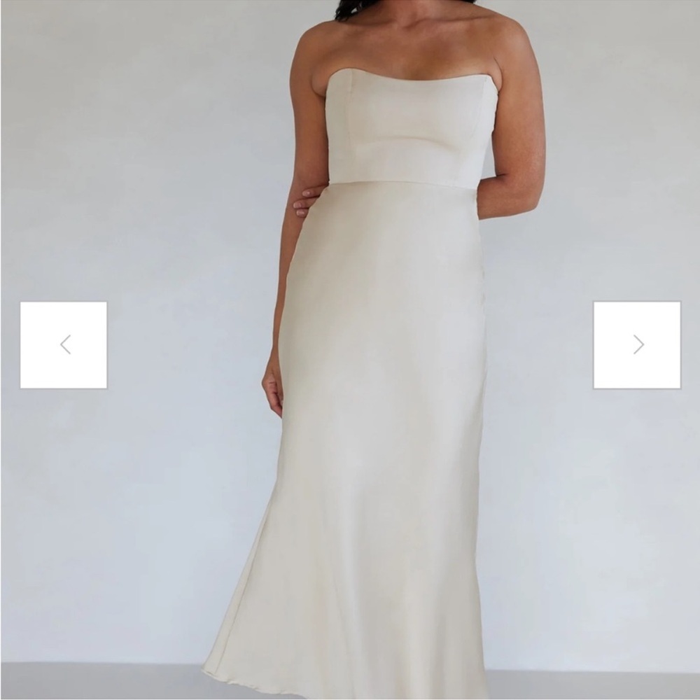 Park & Fifth Brodie Strapless Gown - Picture 2 of 6